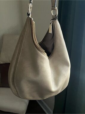 MICHAEL KORS gold pebbled leather bag
